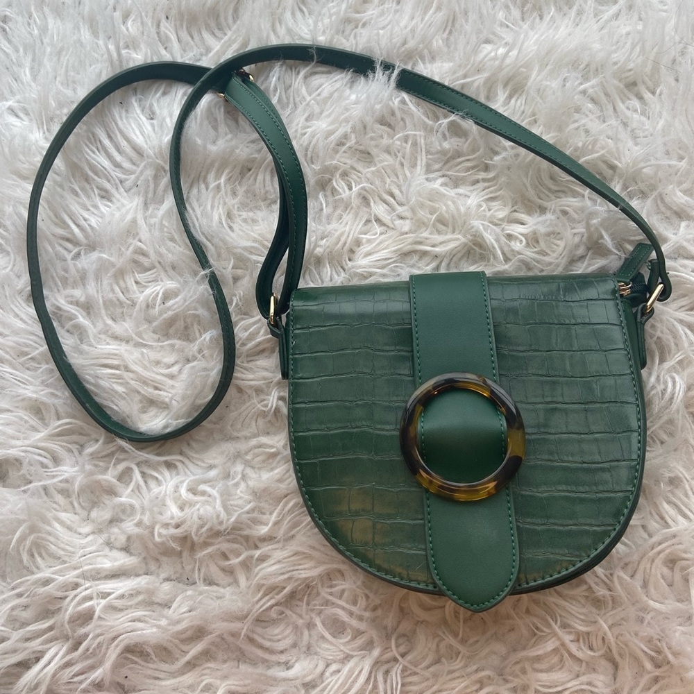 Green cross body bag
